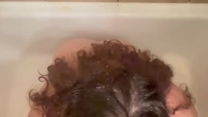 Pissy Emmy – Urinal