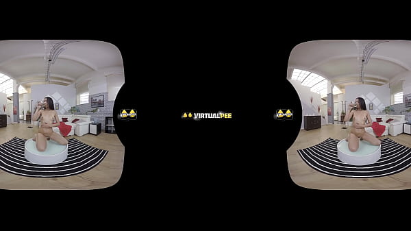 VR – Piss Drinking Pussy Gape