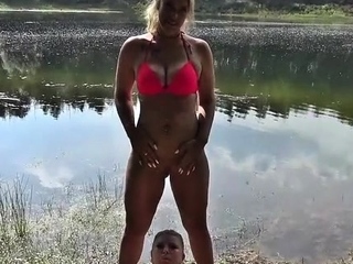 Amateur pisses in her fat friend’s mouth