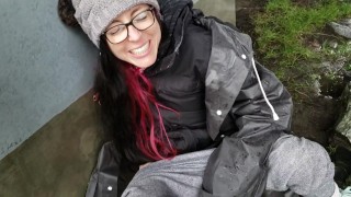 Trashy Chick Pisses Under The Bridge