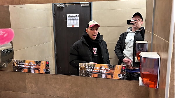 First Gay Pissing Vlog in History (And It’s HOT)