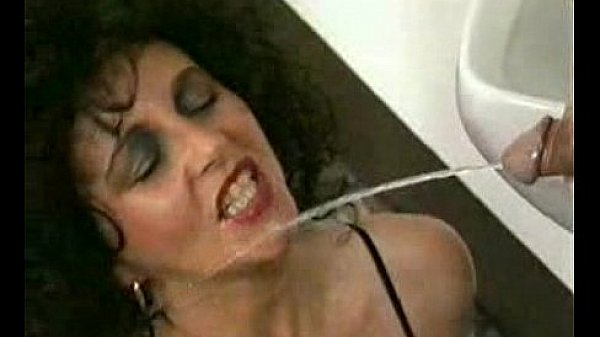 Mature Piss