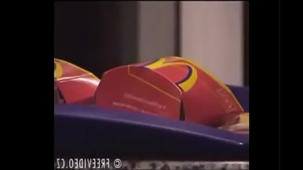Girl Pees on Fast Food Floor