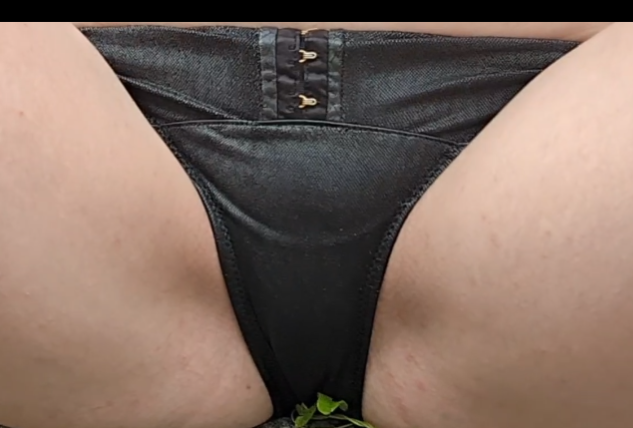 Peeing in leather wetlook panties